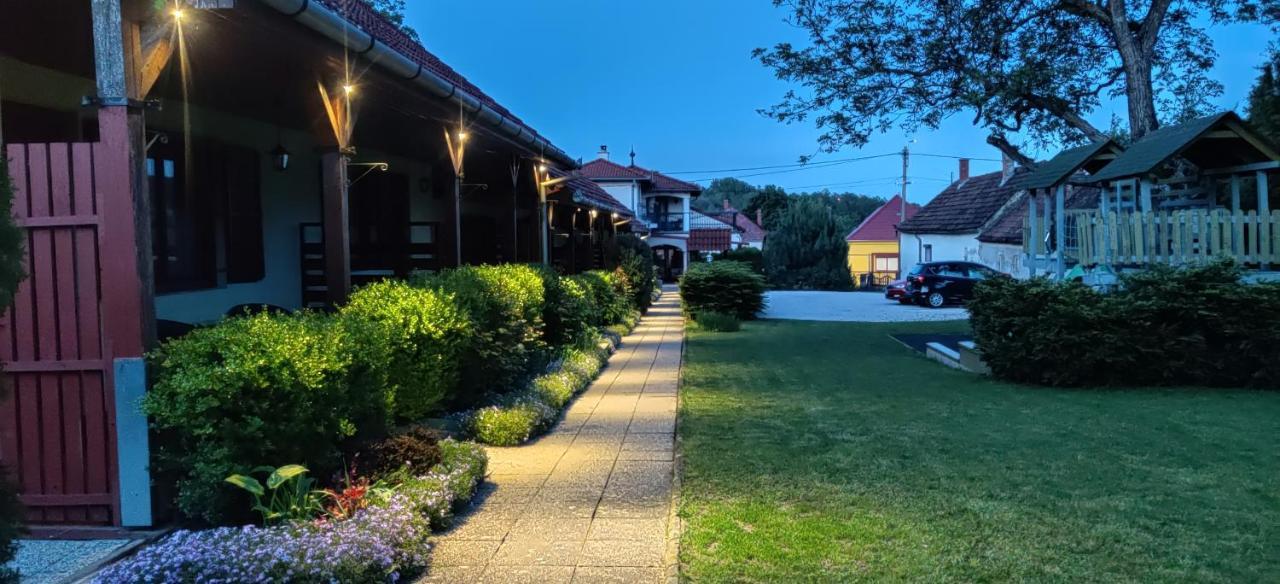 Aurora Haz Daire Zalakaros Dış mekan fotoğraf